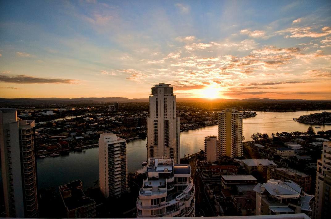 Solaire Apartments Gold Coast Buitenkant foto